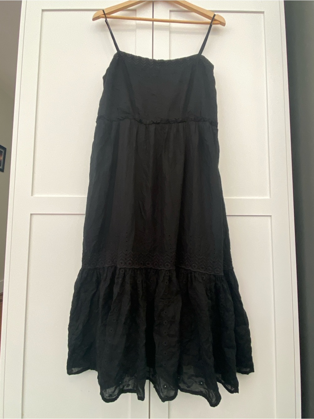 J. Crew Black Tiered Eyelet Midi Lined Dress Cute Lightweight Floral Size Medium